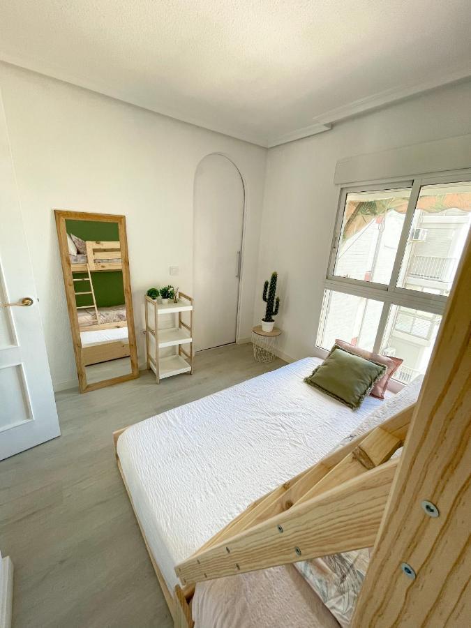 Apartamento En 1ª Linea Con Piscina Alicante Exteriör bild